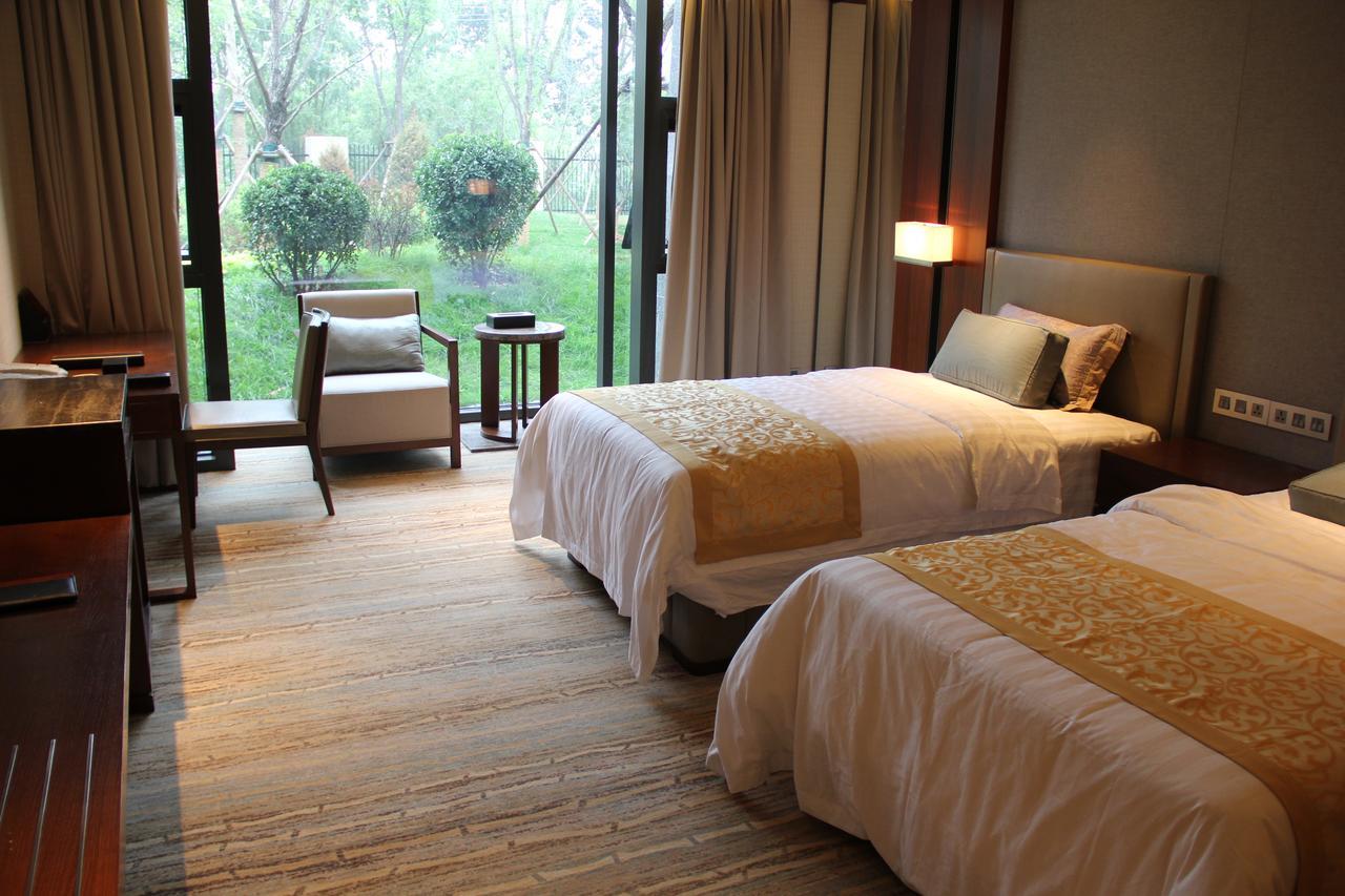 Zhongjian Yanqi Lake View Hotel Pekín Exterior foto