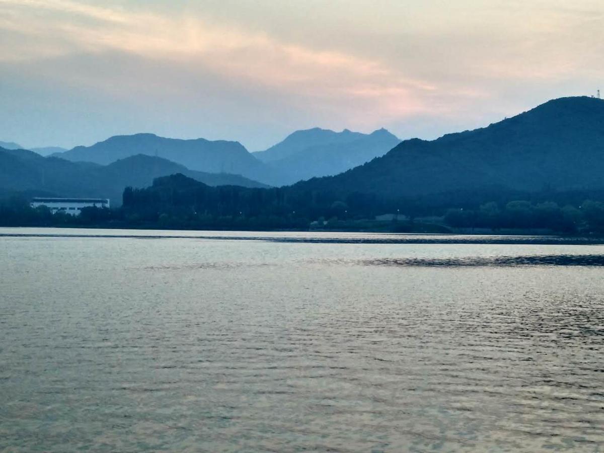 Zhongjian Yanqi Lake View Hotel Pekín Exterior foto