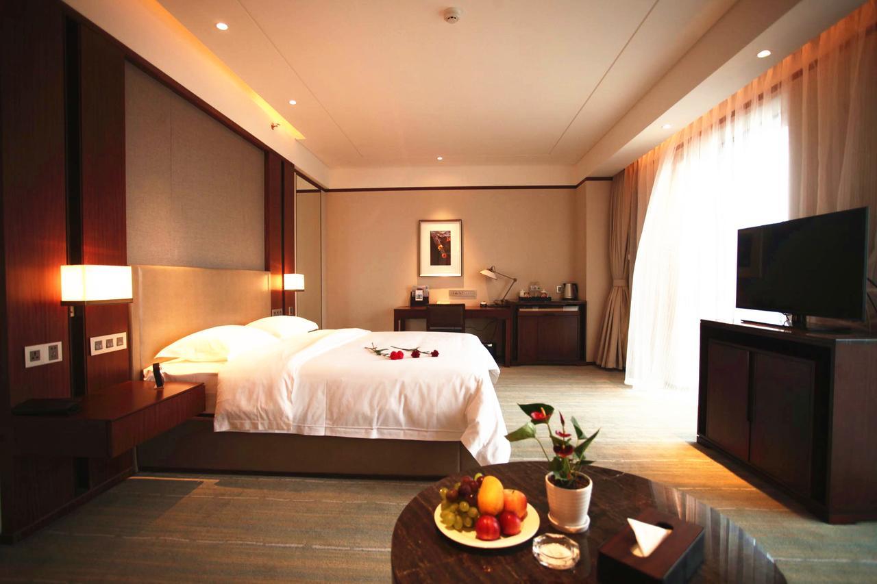 Zhongjian Yanqi Lake View Hotel Pekín Exterior foto